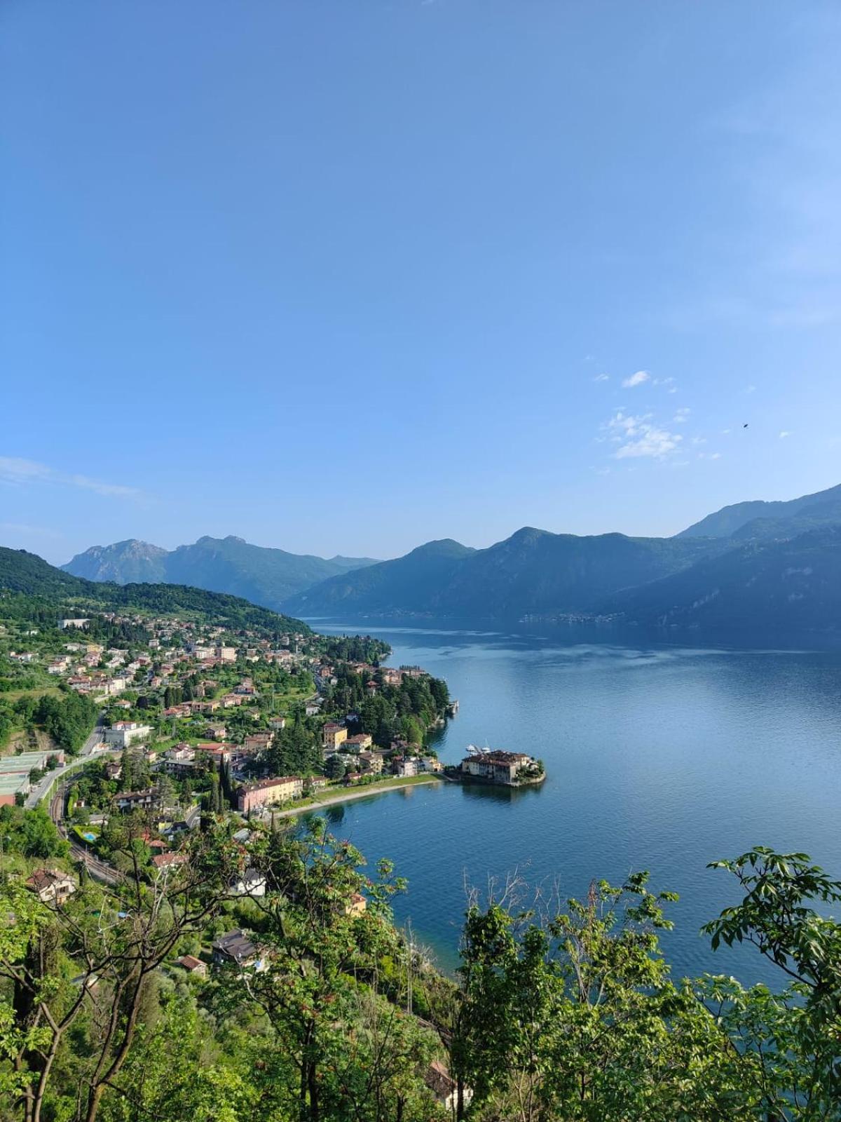 Riva Bianca Castle Holiday Home Lierna Exterior foto